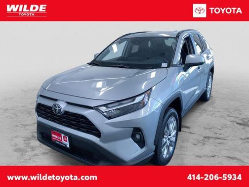 2025 Toyota RAV4 XLE Premium