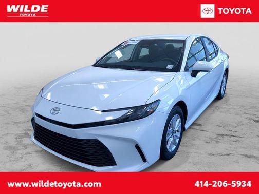 Ice 2026 Toyota Camry LE