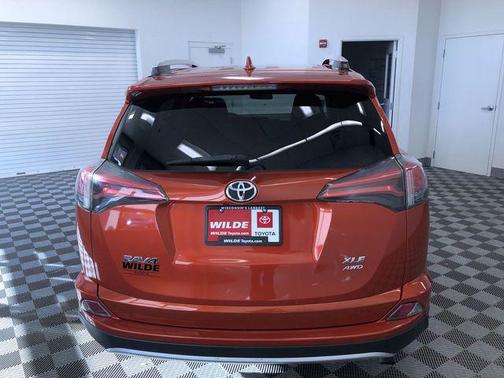 2016 Toyota RAV4 XLE