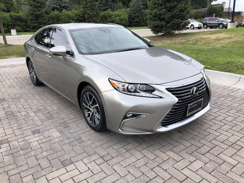 2017 Lexus ES 350 Base