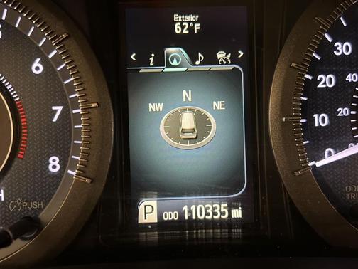 Silver Sky Metallic 2016 Toyota Sienna XLE Premium