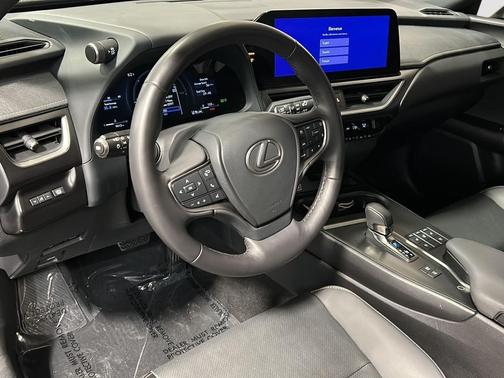 Obsidian 2025 Lexus UX 300h Premium