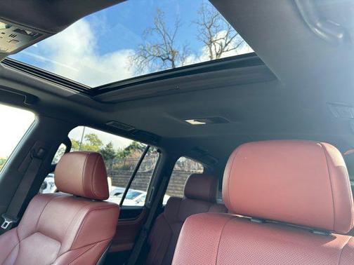 2020 Lexus LX 570 Three-Row