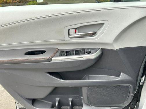 2023 Toyota Sienna XSE 7 Passenger