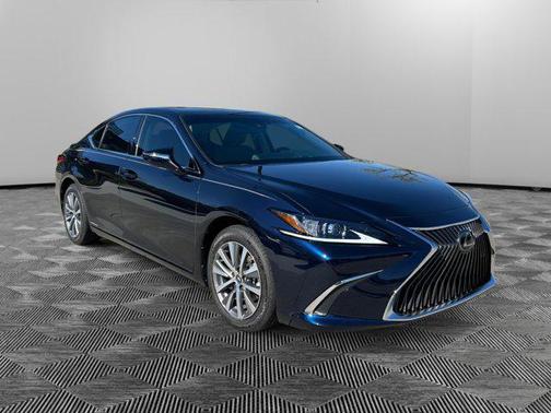 2021 Lexus ES 300h Base