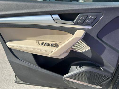 2025 Audi Q5 45 S line Premium Plus