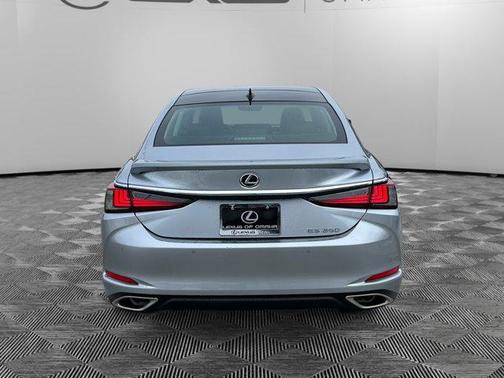 2025 Lexus ES 350 Ultra Luxury