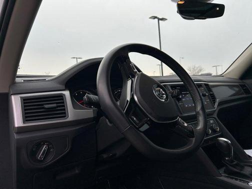 2019 Volkswagen Atlas 3.6L SE w/Technology