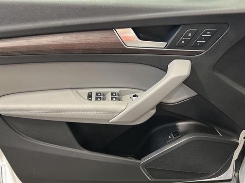 2021 Audi Q5 45 Premium Plus