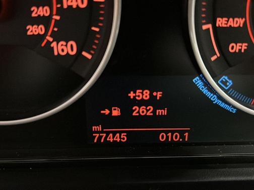 Mineral White Metallic 2018 BMW 330 xDrive