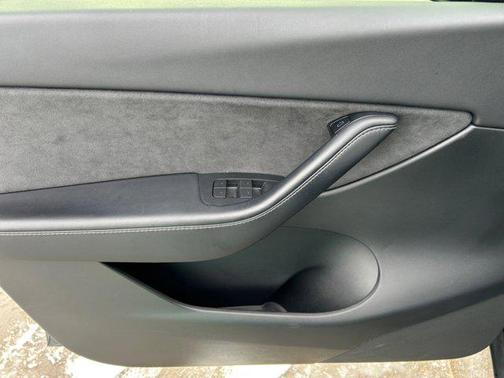 2021 Tesla Model Y Performance Dual Motor All-Wheel Drive