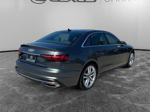 2023 Audi A4 45 S line Premium Plus