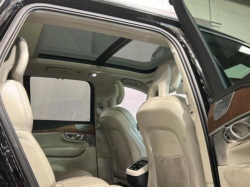 Onyx Black Metallic 2018 Volvo XC90 T6 Inscription