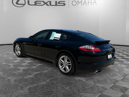 2012 Porsche Panamera 4