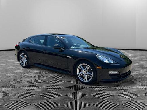 2012 Porsche Panamera 4