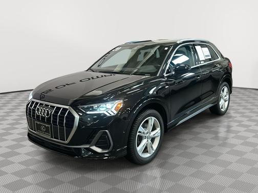 2020 Audi Q3 45 S line Prestige