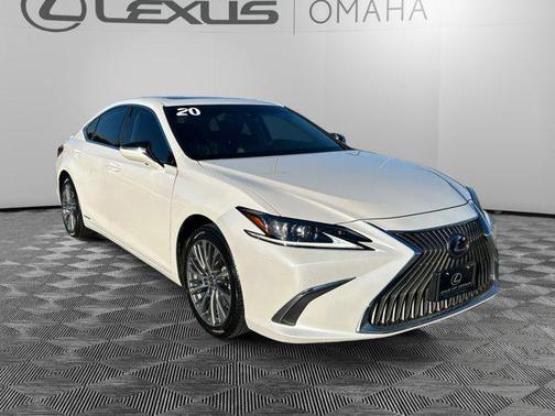2020 Lexus ES 300h Premium
