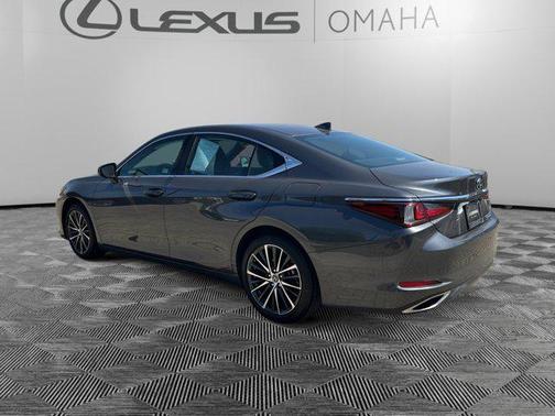 2022 Lexus ES 350 Base