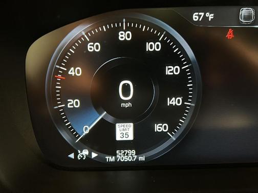 2021 Volvo XC90 Recharge Plug-In Hybrid T8 Inscription 6 Passenger