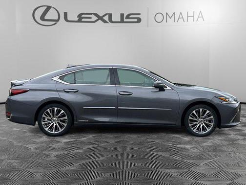 2020 Lexus ES 300h Base