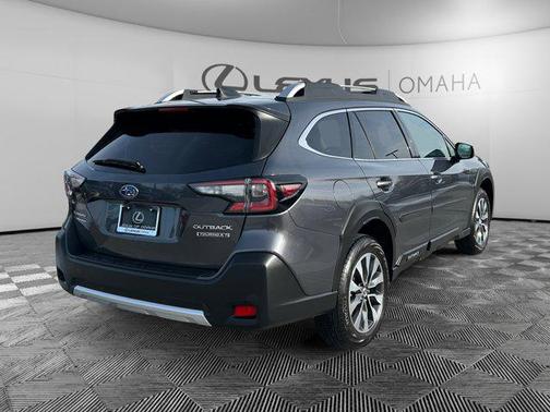 2025 Subaru Outback Touring XT