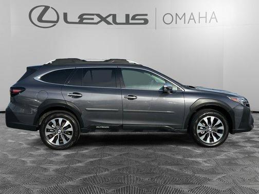 2025 Subaru Outback Touring XT