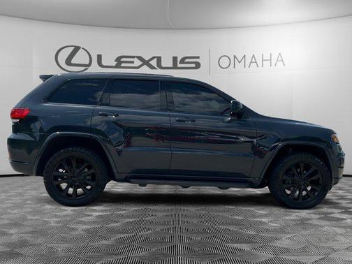 2017 Jeep Grand Cherokee Altitude