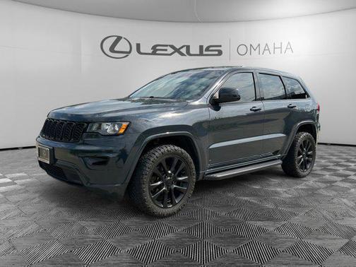 2017 Jeep Grand Cherokee Altitude