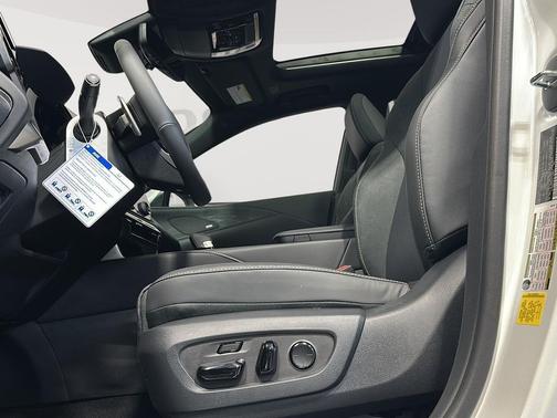 Eminent White Pearl 2026 Lexus RX 350 Luxury