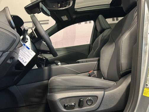 Iridium 2026 Lexus RX 350 Premium