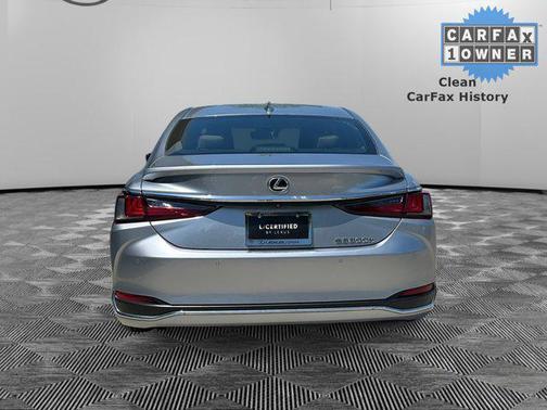 2024 Lexus ES 300h F SPORT Design
