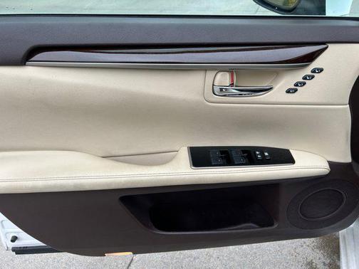 2018 Lexus ES 350 Base