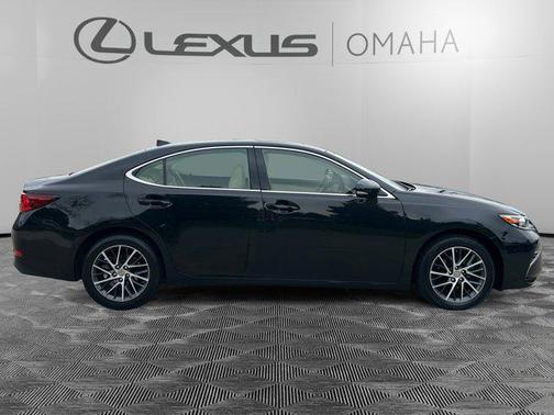2016 Lexus ES 350 Base