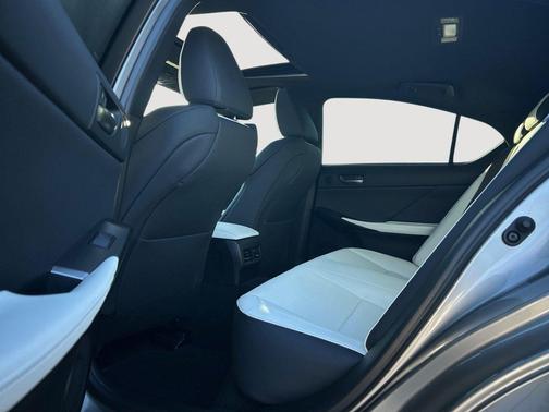 2023 Lexus IS 500 F SPORT Performance
