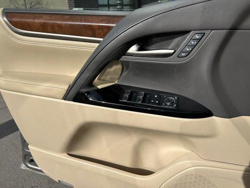 2019 Lexus LX 570 Base