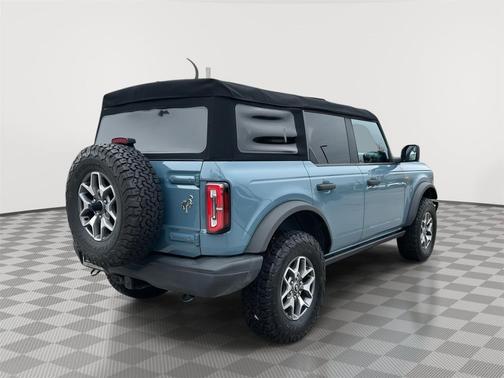 2022 Ford Bronco Everglades