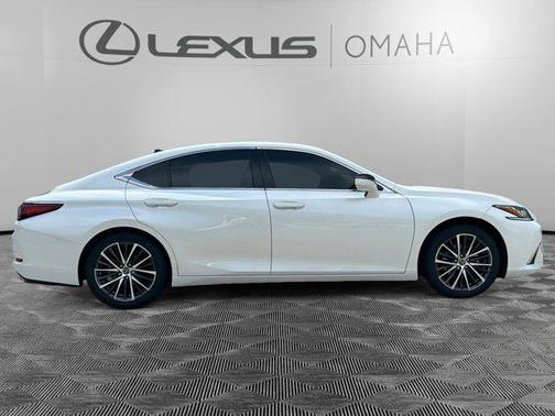 2022 Lexus ES 350 Premium