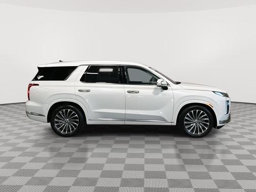 Hyper White 2023 Hyundai PALISADE Calligraphy