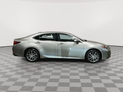 2017 Lexus ES 350 Base
