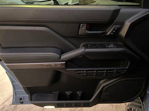 2025 Toyota 4Runner TRD Off Road