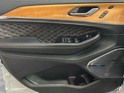 2023 Jeep Grand Cherokee L Summit Reserve