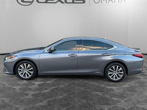 2019 Lexus ES 300h Base