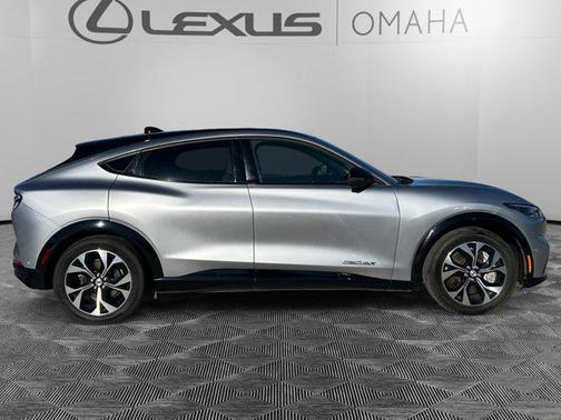 2021 Ford Mustang Mach-E Premium