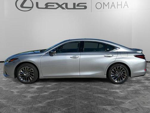 2025 Lexus ES 350 Ultra Luxury