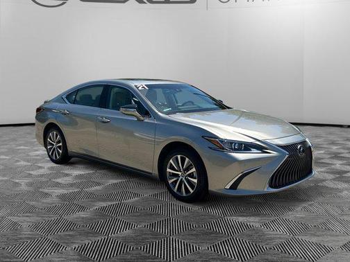 2021 Lexus ES 300h Base