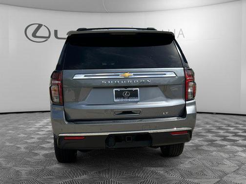 2022 Chevrolet Suburban LT