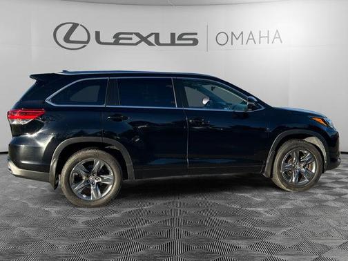 2019 Toyota Highlander Limited Platinum