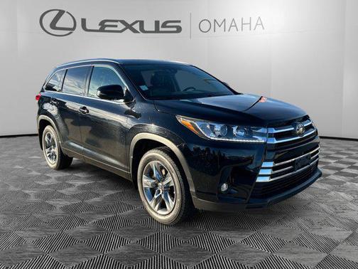 2019 Toyota Highlander Limited Platinum