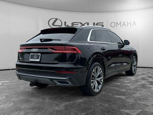 2023 Audi Q8 55 Premium Plus
