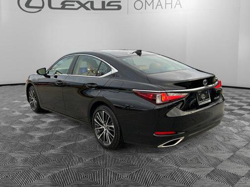 2025 Lexus ES 350 Base